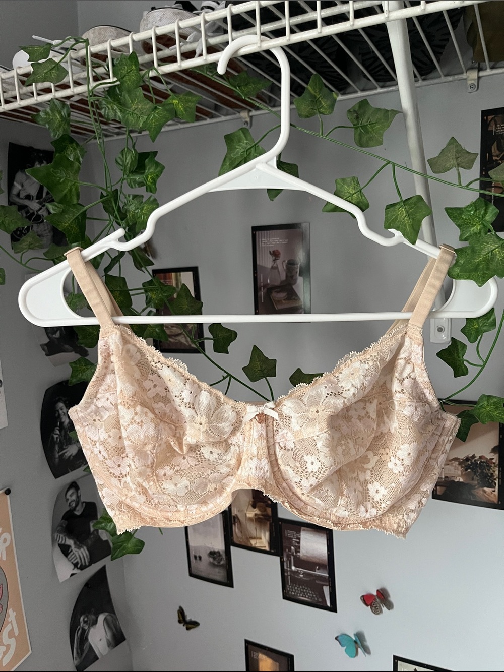 Victoria’s Secret Tan Bra